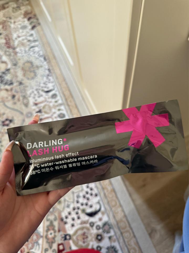 DARLING* тушь для ресниц Lash Hug