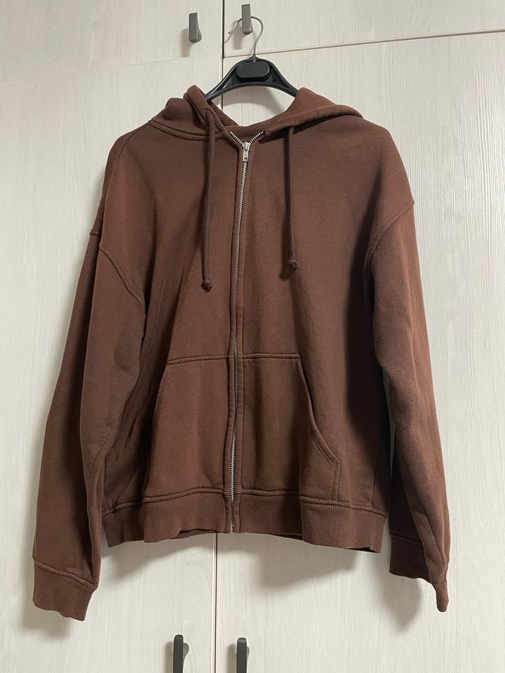 H&M
