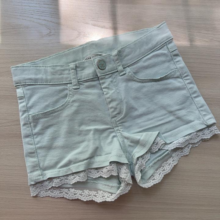 H&M