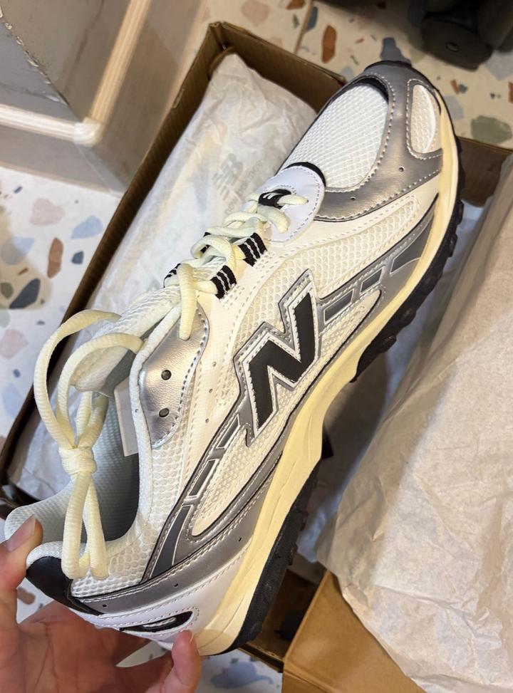 Кроссовки New Balance 204L