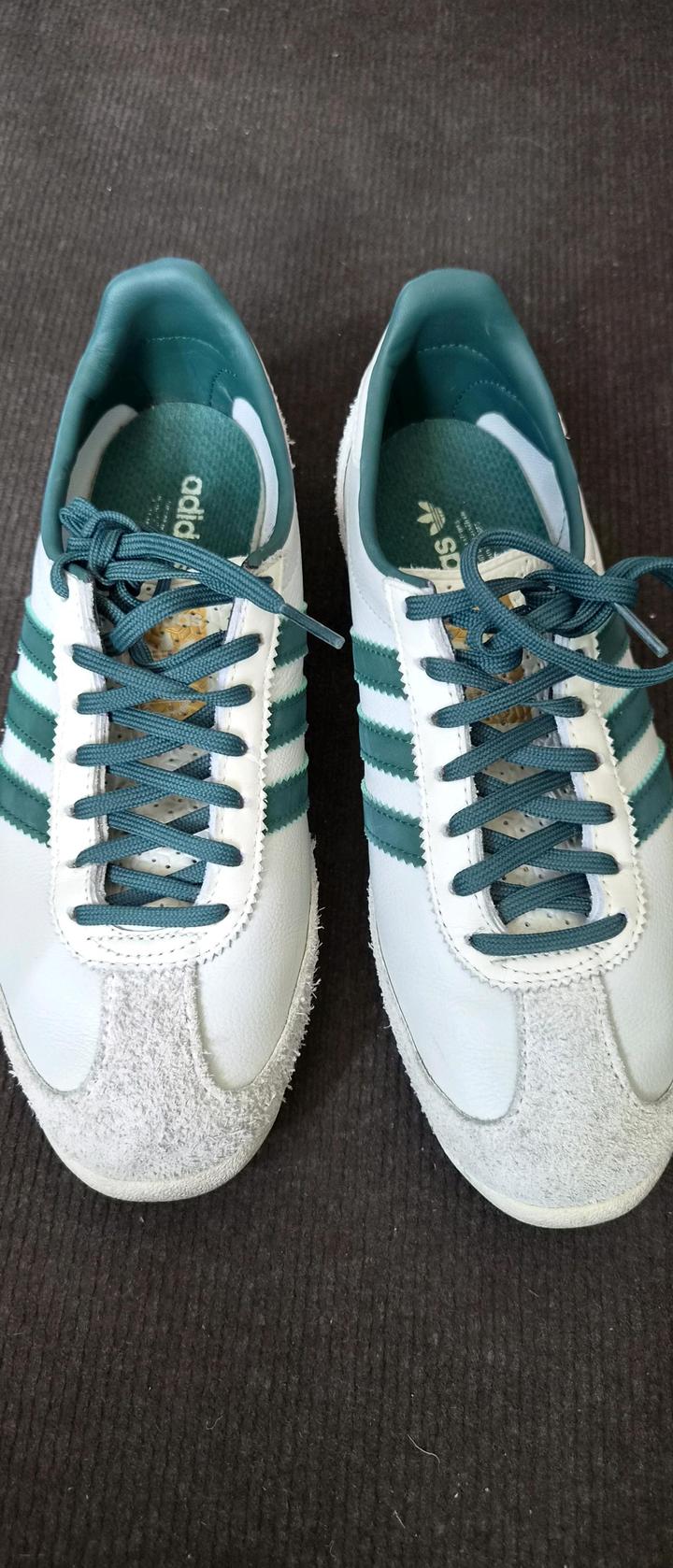Adidas Кроссовки