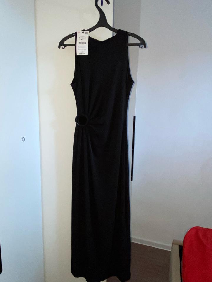 Черное платье Zara