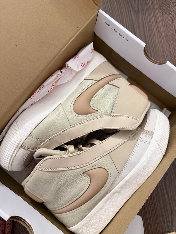 Nike