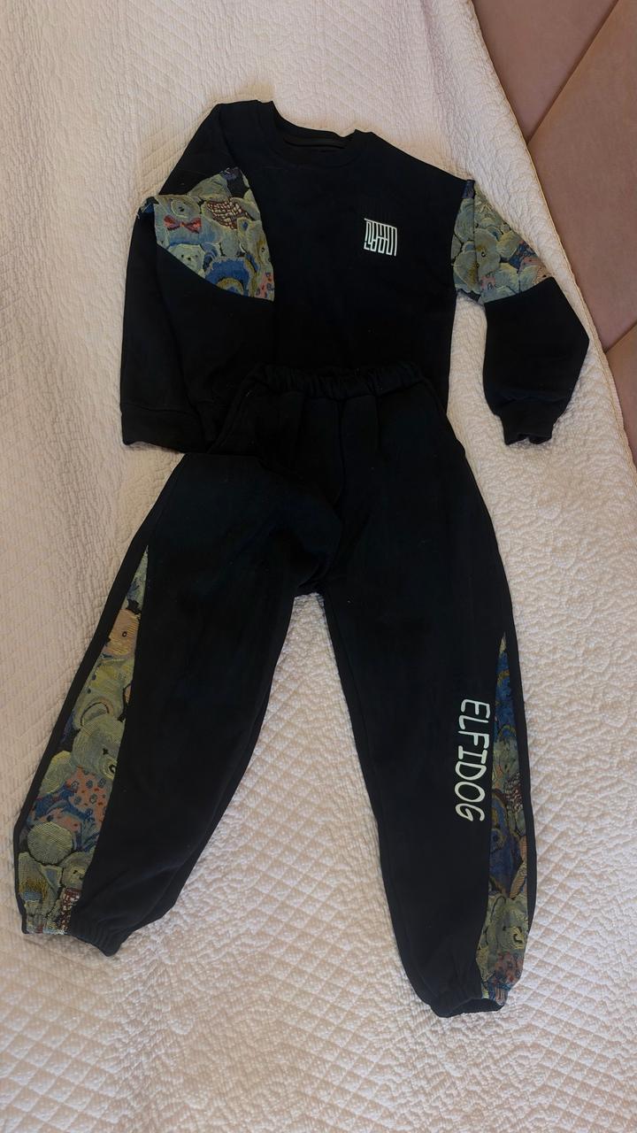 Спортивный костюм