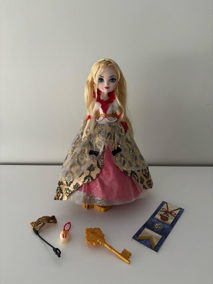 Кукла Ever After High