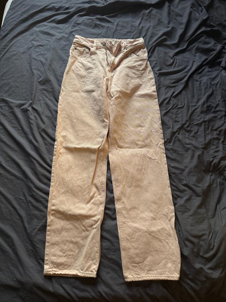 H&M