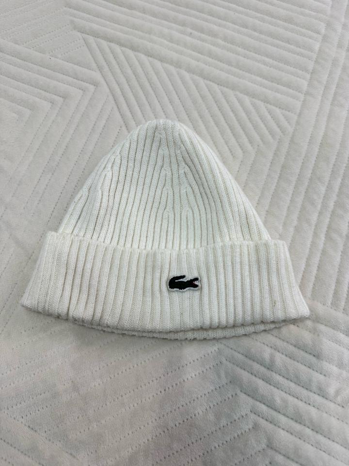 Шапка Lacoste