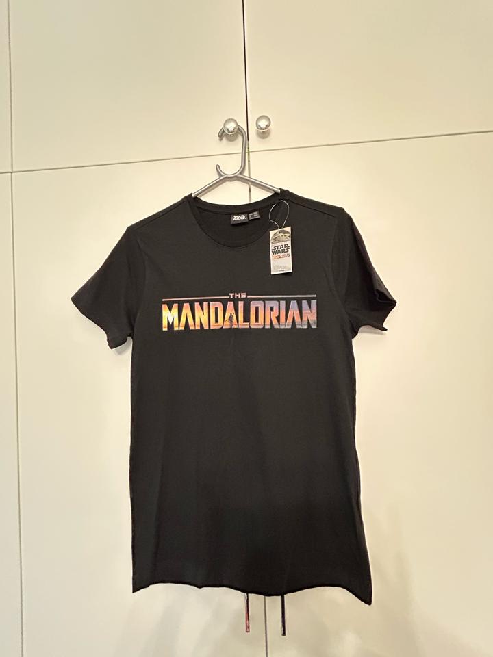 Футболка The Mandalorian Star Wars черная, S