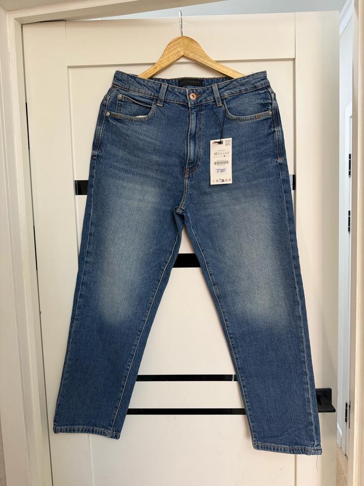 Джинсы Zara