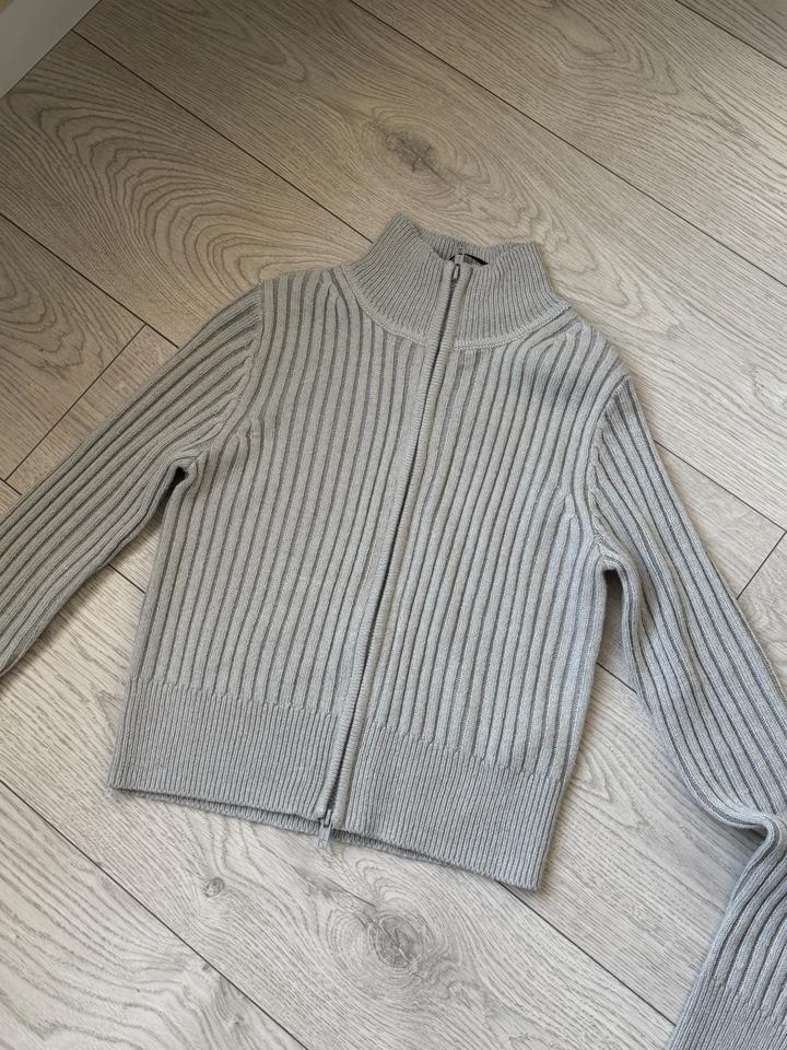 H&M