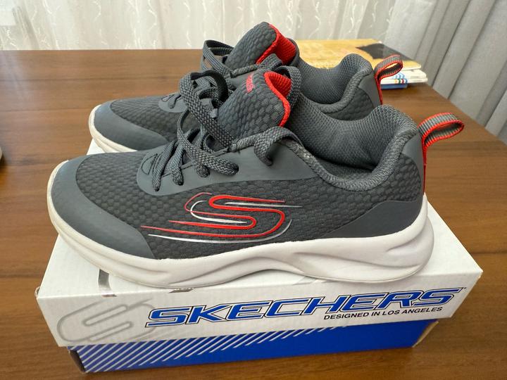 Кроссовки Skechers