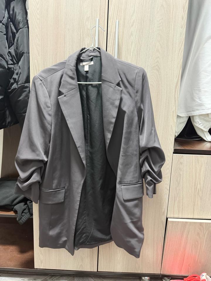 H&M