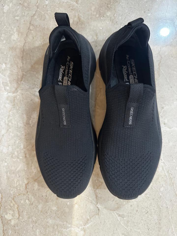 Кроссовки Skechers D'lux Walker 2.0