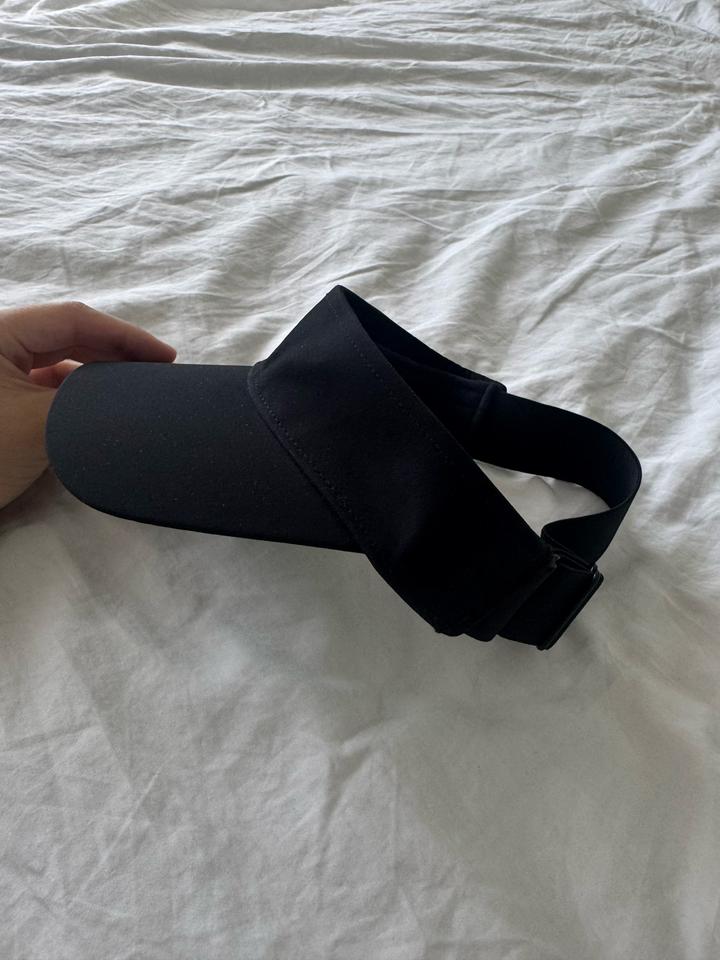 Козырек Oysho