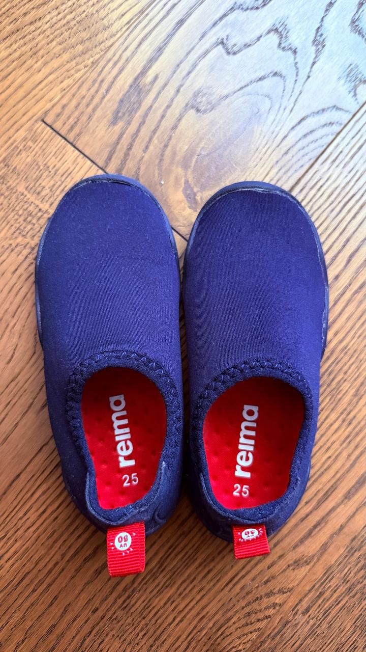 Аквашузы reima