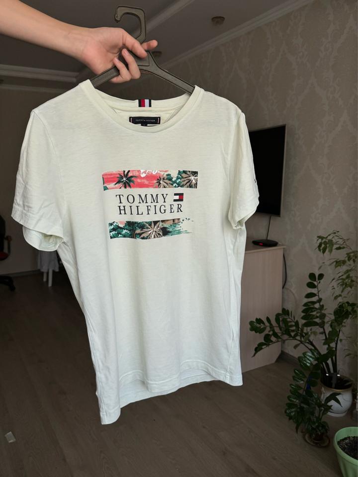 Футболка Tommy Hilfiger