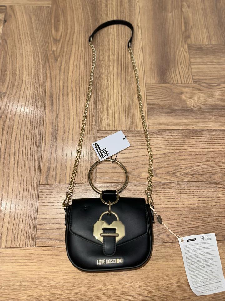 Love Moschino