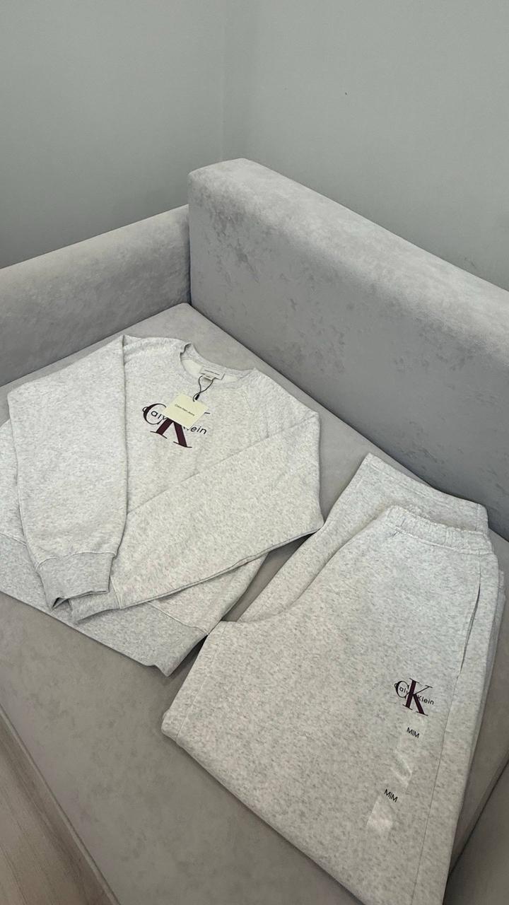 Спортивный костюм Calvin Klein