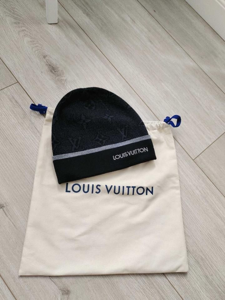 Шапка Louis Vuitton