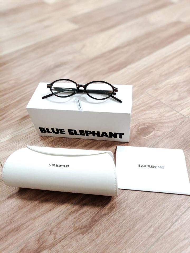 blue elephand