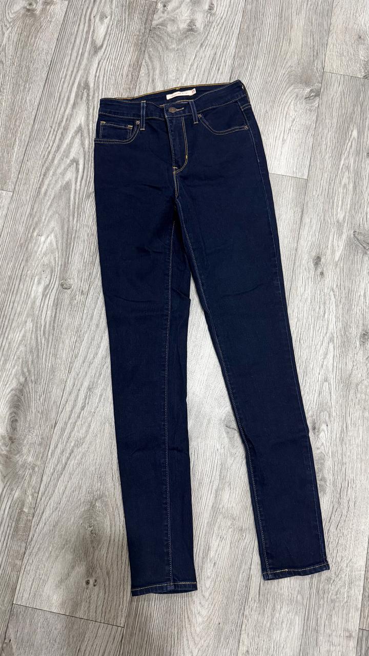 Levi's