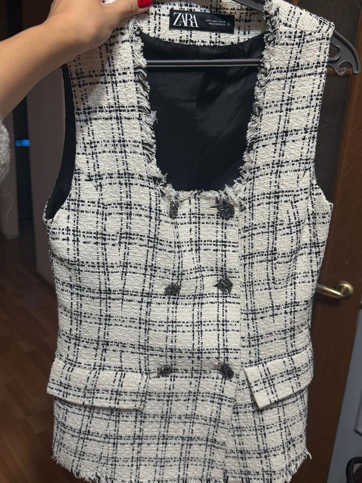 Жилет ZARA