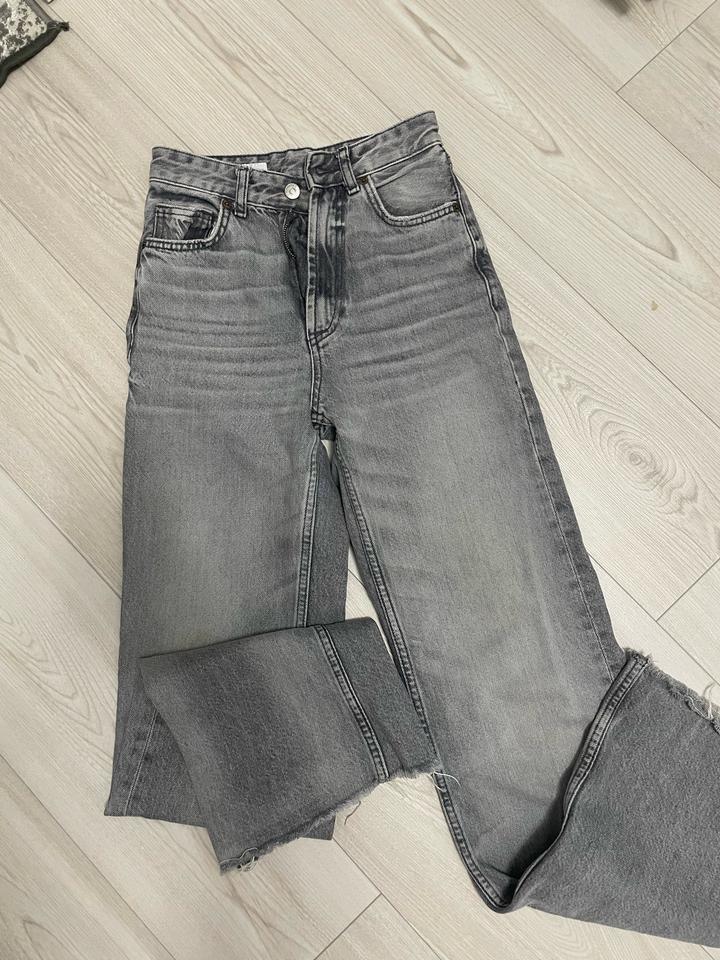 Джинсы ZARA