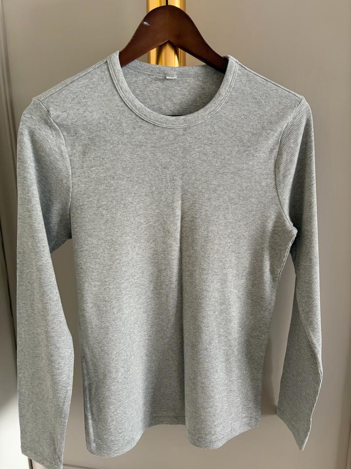 Лонгслив Uniqlo