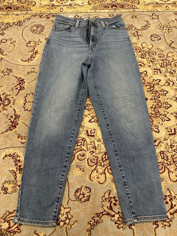 Levi's