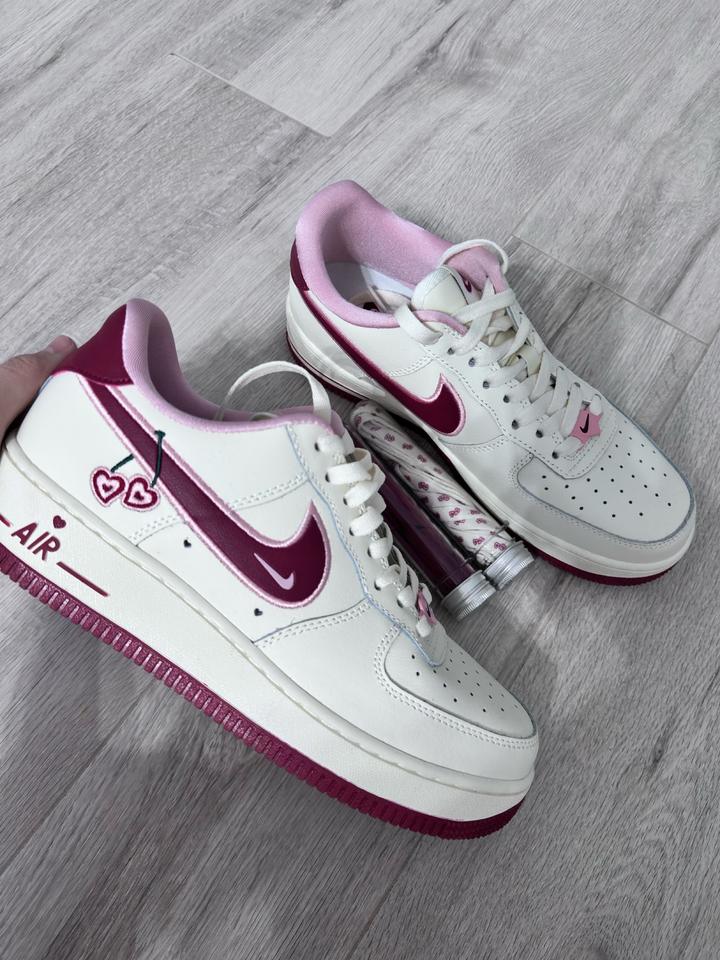 Nike