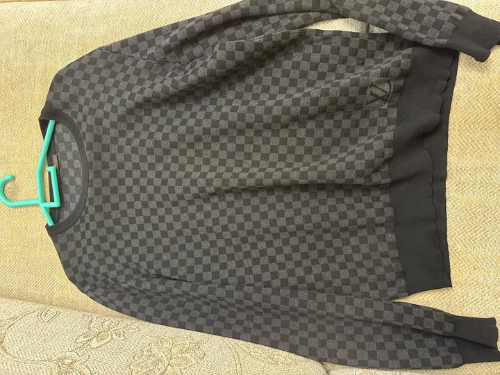 джемпер Louis Vuitton в клетку