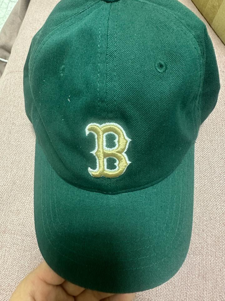 MLB