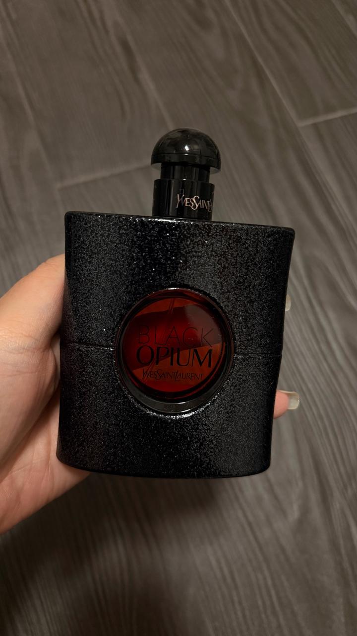 Парфюмерная вода Yves Saint Laurent Black Opium