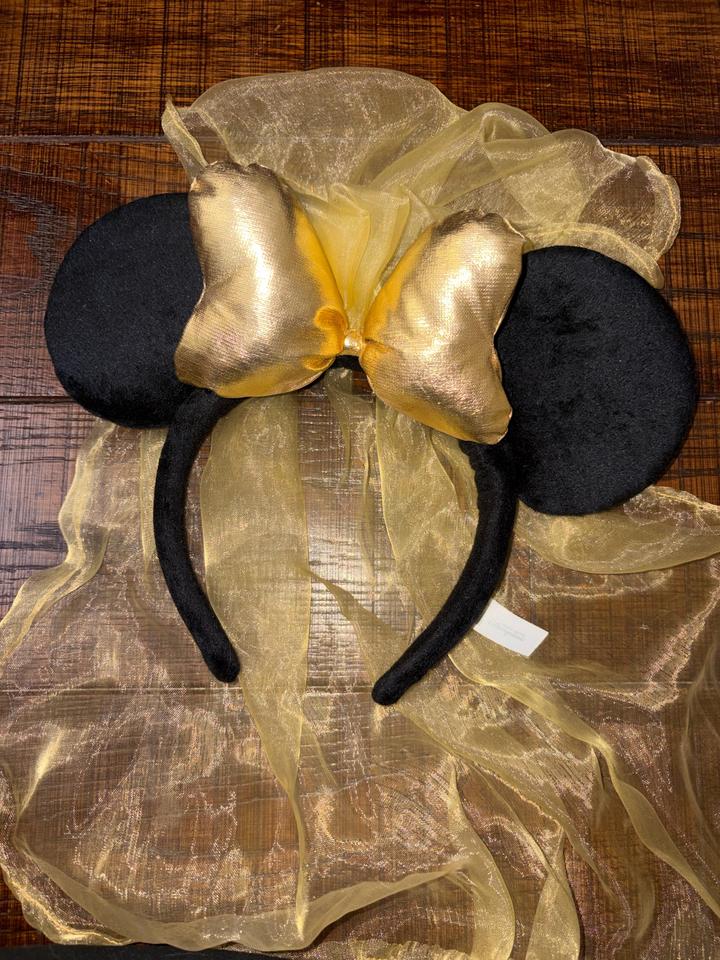 Ободок Минни Маус с фатой Hong Kong Disneyland / Minnie Mouse Ears золотой