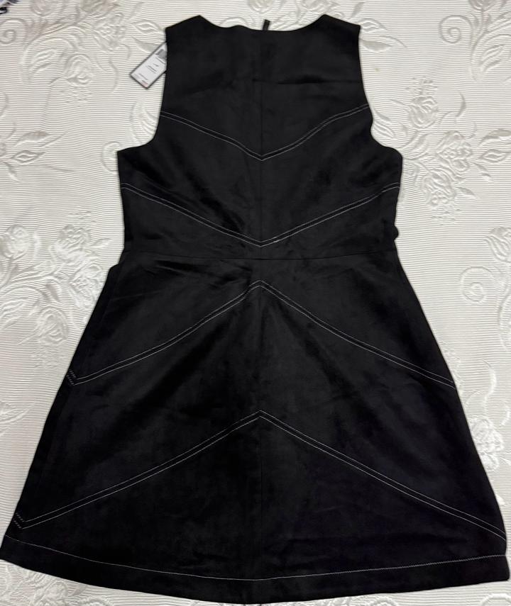 BCBGMaxAzria