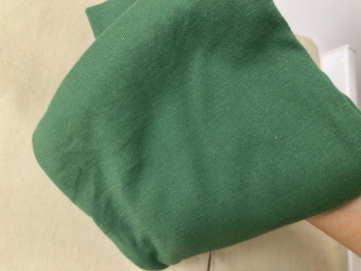 Кардиган на пуговках UNIQLO с уф защитой. M размер