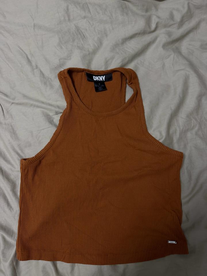 DKNY