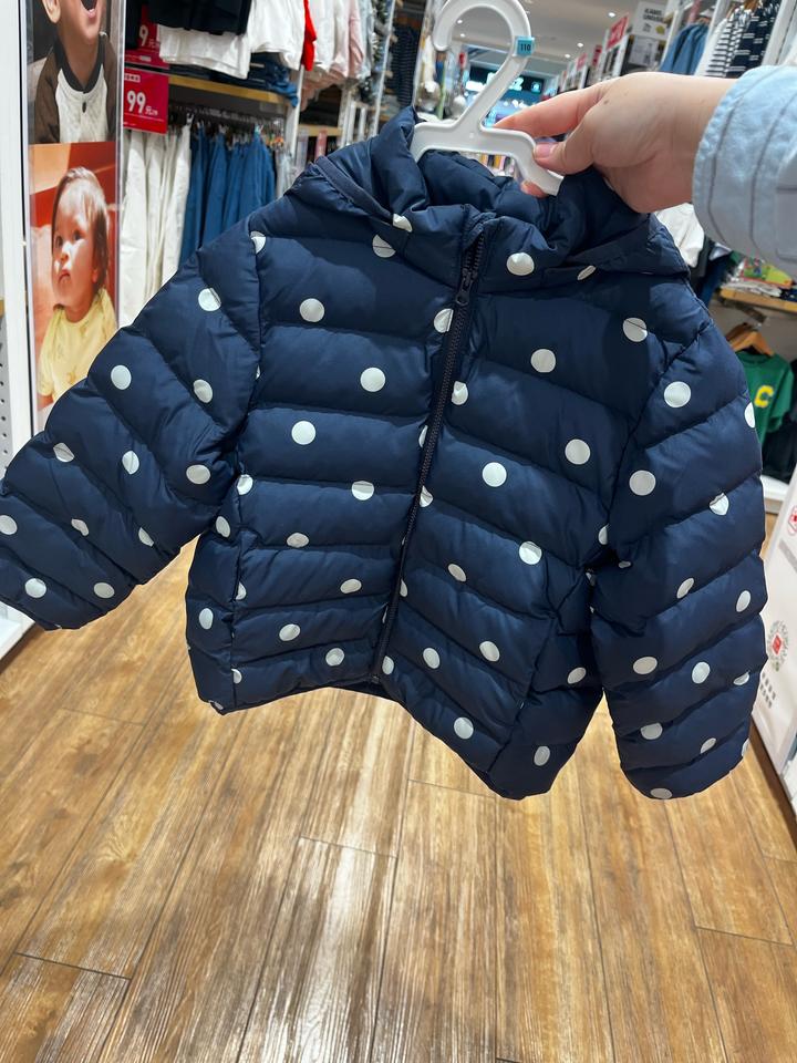 UNIQLO для детей , куртки , толстовки , жилеты и джемпера