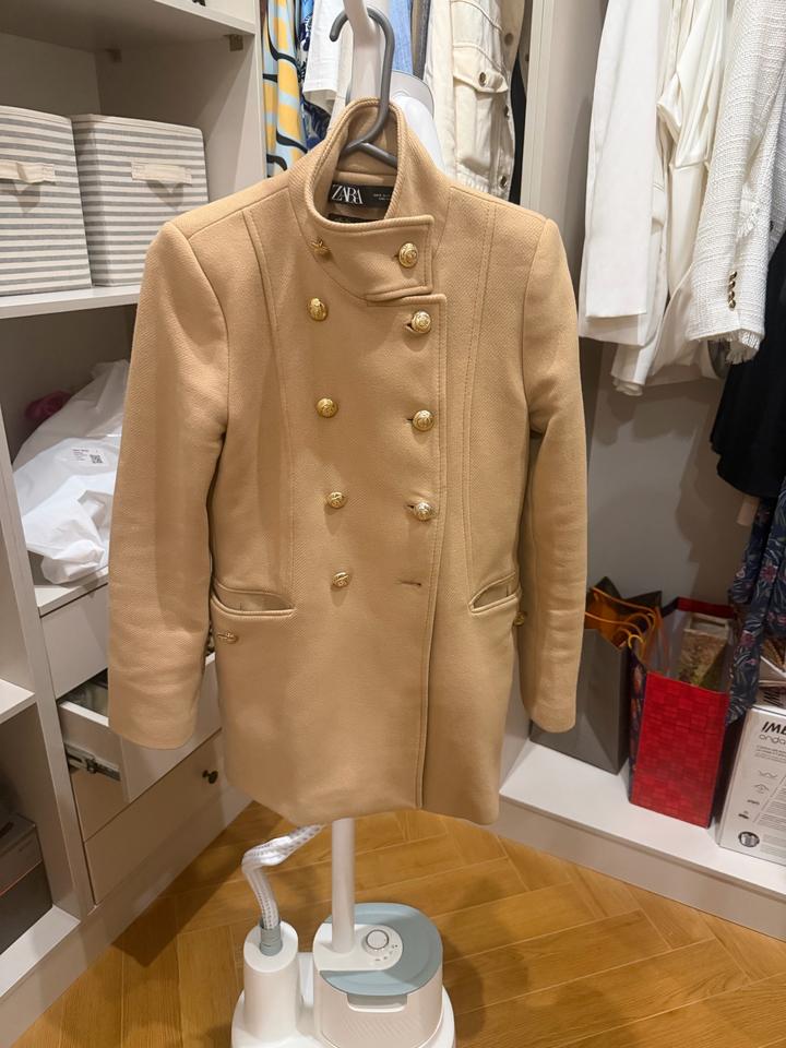 Пальто Zara