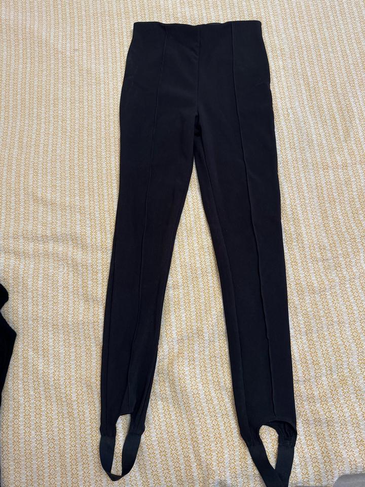 Легинсы ZARA со штрипками