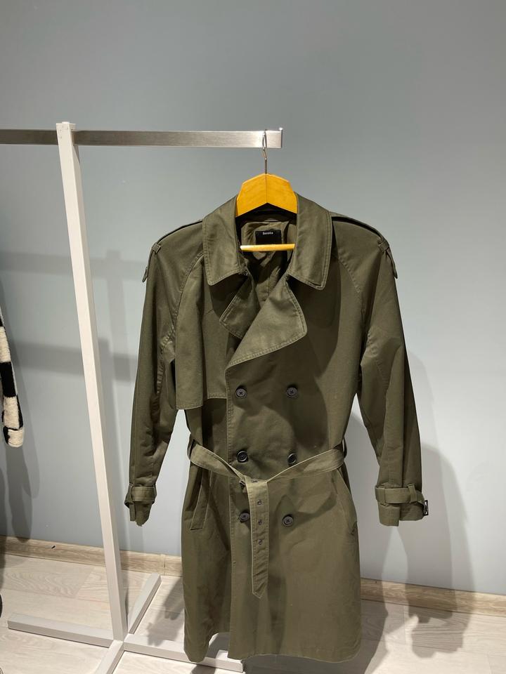 Тренч Bershka