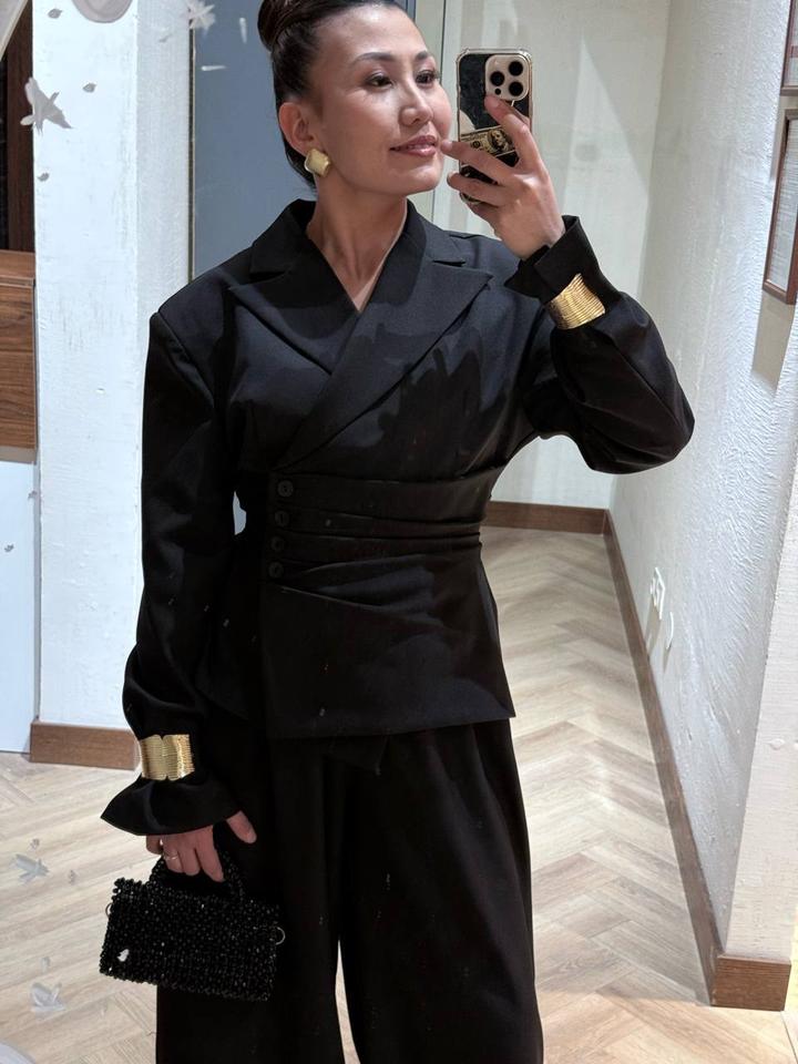 ademi 👗 ЖЕНСКИЕ НАРЯДЫ В ПРОДАЖЕ