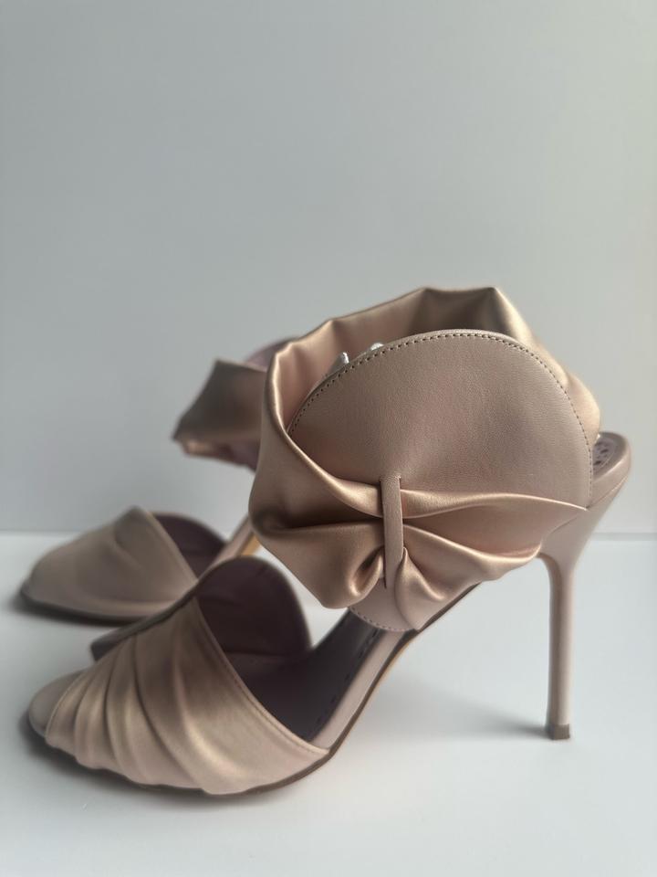 Manolo Blahnik