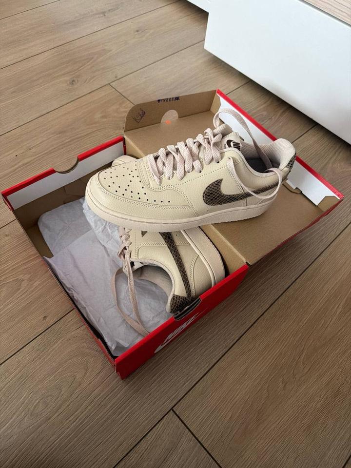 Nike