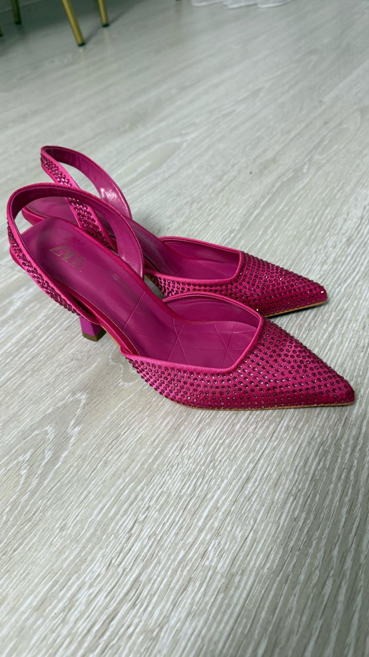 Туфли Zara со стразами
