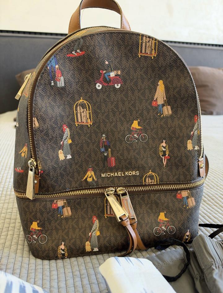 Оригинальный рюкзак Michael Kors