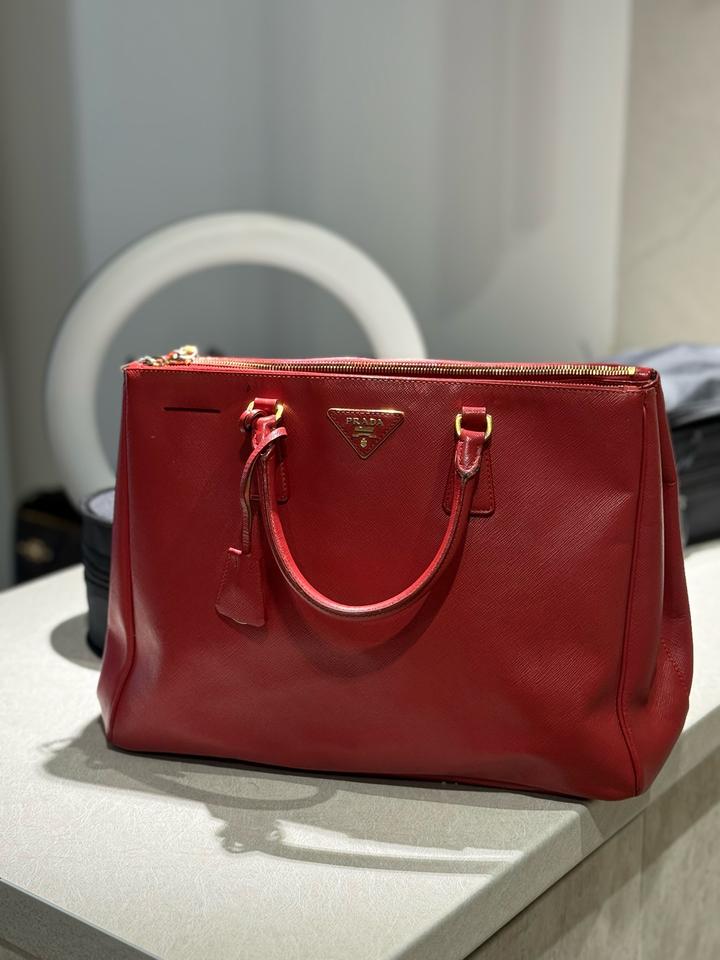 Сумка Prada