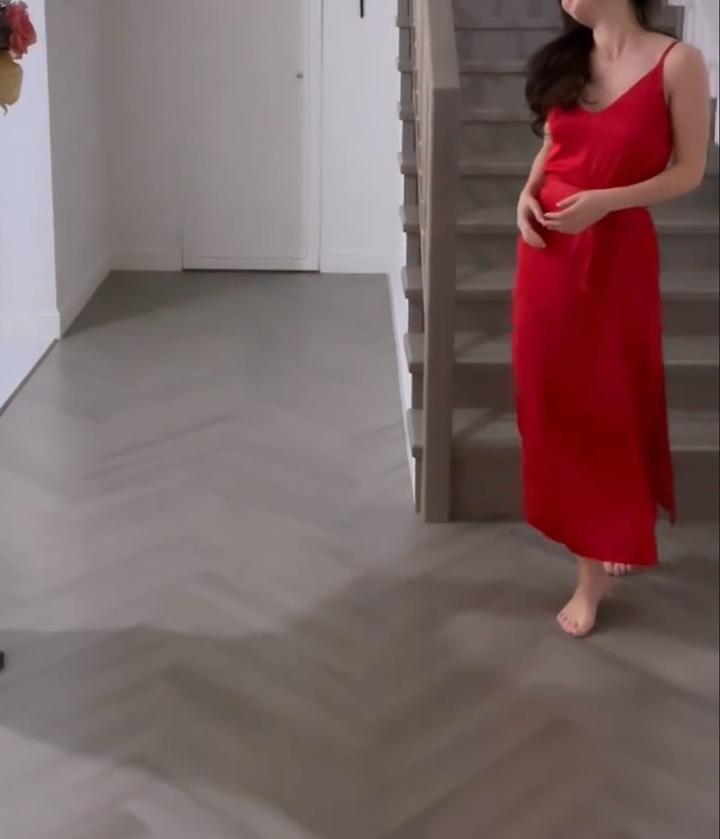 Платье на бретельках