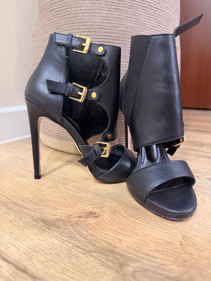 Perfect Pairs