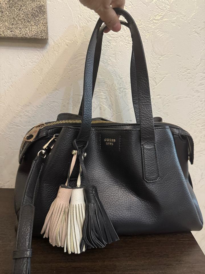 Сумка Guess